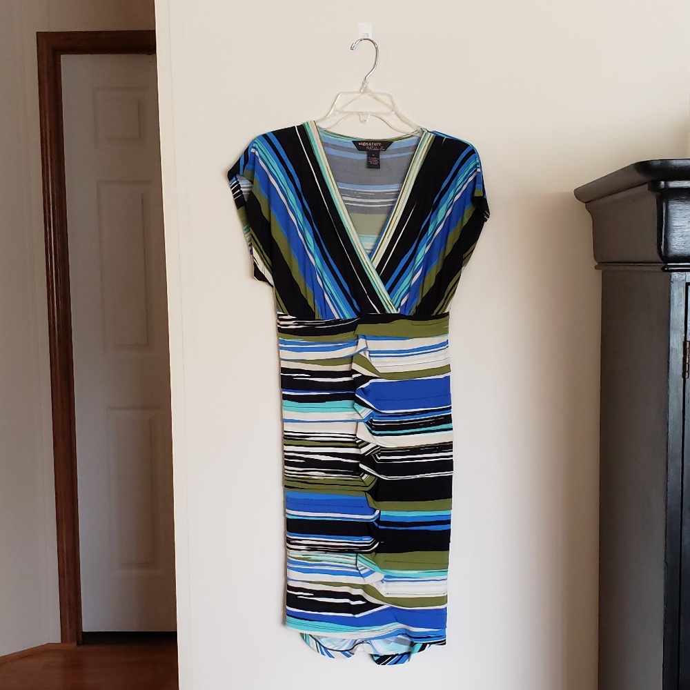 Cap sleeve midi dress plunging neckline